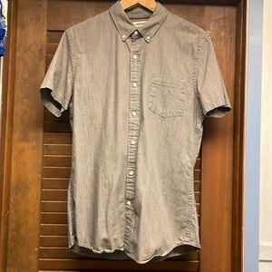 Goodthreads GREY short sleeved button down shirt LARGE